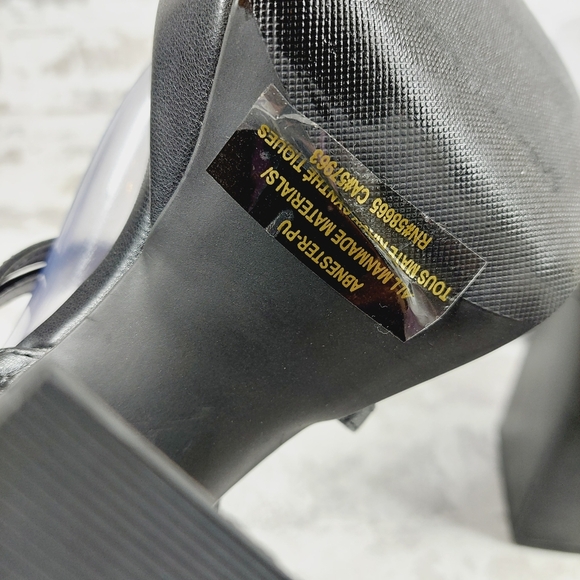 New ABOUND Nester Strappy Platform Sandal In Black X49 - Picture 10 of 13